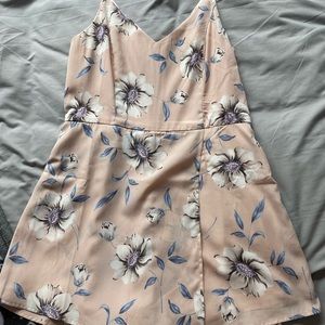 Lulus pink floral romper. Size medium. Worn 1 time.